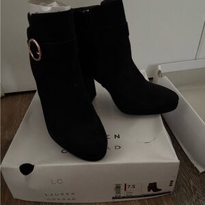 LC Lauren Conrad Elegant Black Ankle Booties